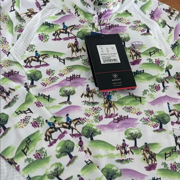 NWT-Ariat Kids Equestrian Print Sunstopper with SPF Protection- 10034995-L/12 - Picture 2 of 6